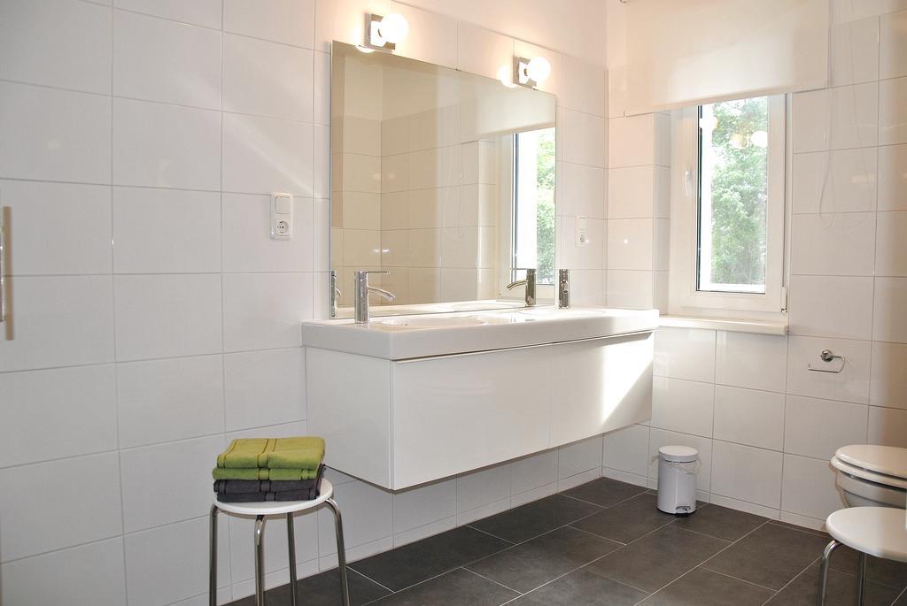 Ferienwohnung Direkt In Sassnitz Habitación foto