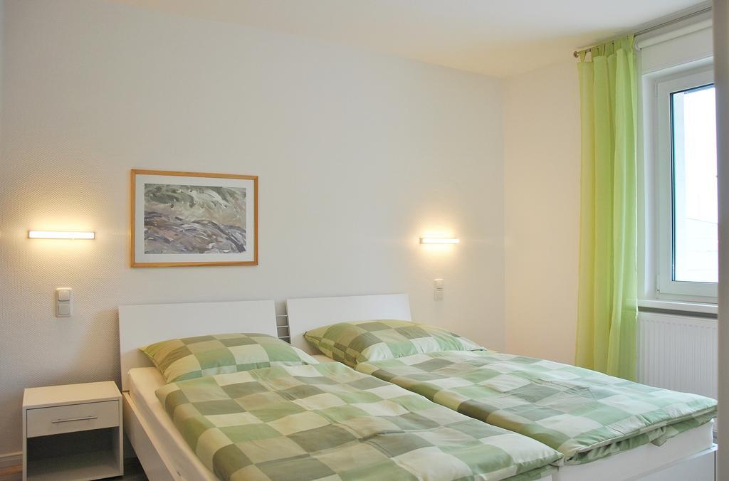 Ferienwohnung Direkt In Sassnitz Habitación foto