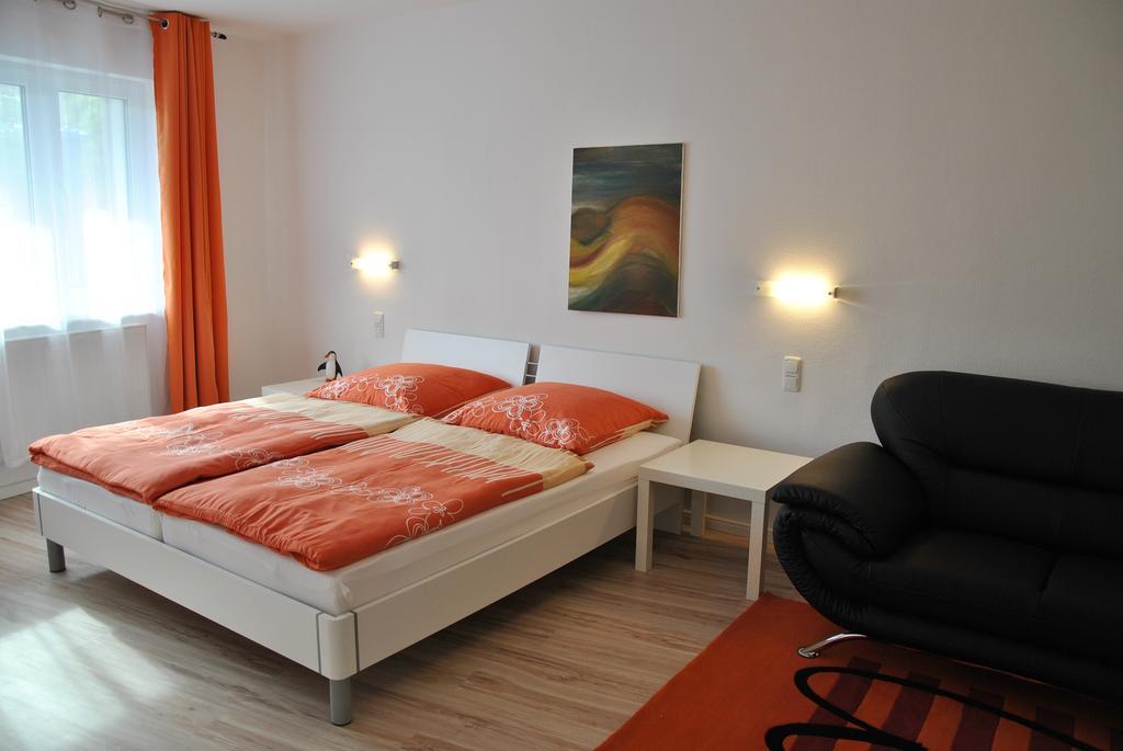 Ferienwohnung Direkt In Sassnitz Habitación foto